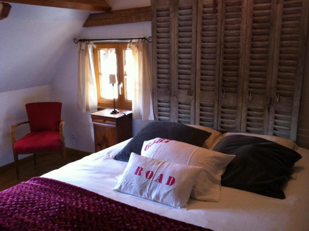 Chambres D'Hotes La Levriere Saint-Denis-le-Ferment Pokój zdjęcie